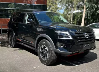 Nissan Patrol 2024: O V8 de 404 cv e 2,9 Toneladas de Impacto Foto: Ignite HQ