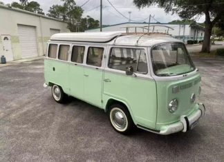VW Kombi Brasileira é vendida por mais de 200 mil nos EUA VW Kombi / Foto: Bring a Trailer