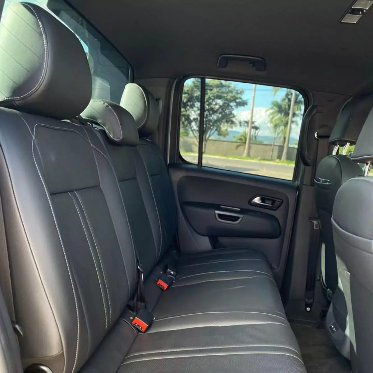 VW Amarok 2025