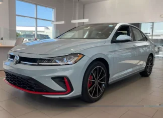 Ícone no Brasil, vendas do Jetta despencam nos EUA