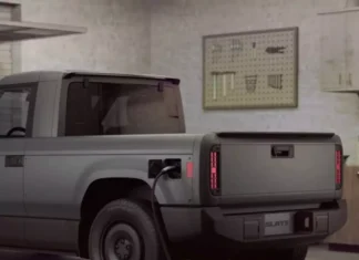 Vem ao Brasil? Mini Pickup Elétrica Financiada por Jeff Bezos Surge pela Primeira Vez