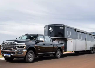 Novas Ram 2500 e 3500 chegam ao mercado nacional para elevar nível das pickups