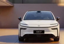 Novo Toyota Corolla 2027? Sedan surge pela primeira vez