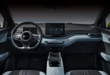 Geely EX2 estreia no Brasil sob pressão do preço competitivo do BYD Dolphin Mini que pode custar R$ 103 mil