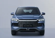 Desconto de R$ 30 mil no BYD Song Pro intensifica disputa no mercado de híbridos com Toyota Corolla em 2026