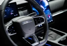Jaecoo 7 Elite, novo SUV híbrido plug-in, esgota pré-venda em 1 dia e ameaça liderança do Tiggo 5X no Brasil