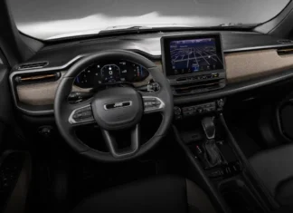 Jeep Renegade tem corte de R$ 38.190 e fica mais acessível que Fiat Pulse Audace Hybrid no mercado brasileiro